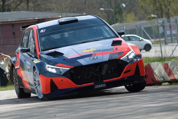 Fart och fläkt på Hässleholms GP den 27 april