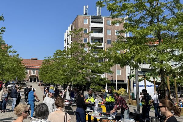 Bordsloppis på Första Avenyn