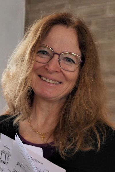 "Låt mig få tända ett ljus" Sång och musik med Åsa Hagberg.