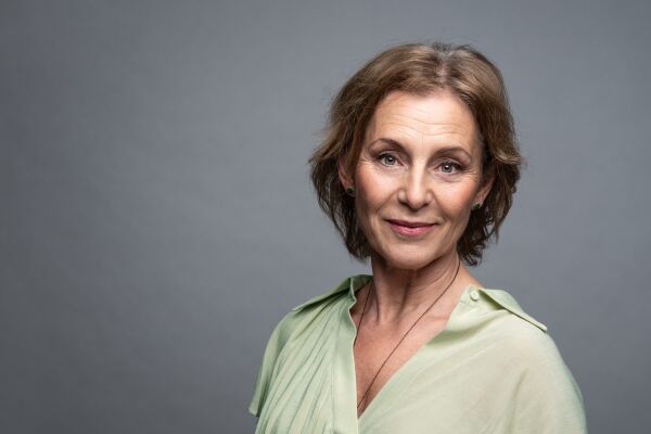 Helen Sjöholm